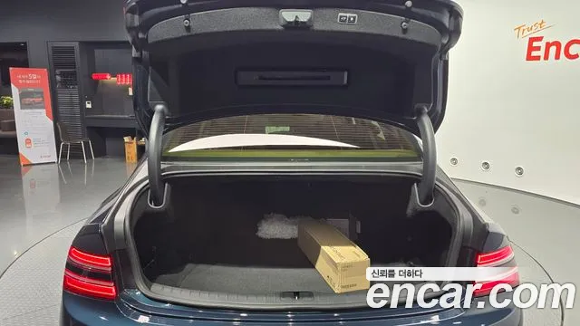 Genesis G80 RG3 — Фото автомобиля 20