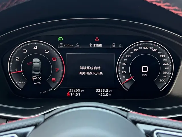 Audi A4L — Фото автомобиля 8