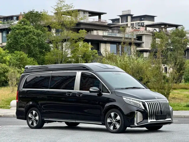 Mercedes-Benz V-Class — Фото автомобиля 3