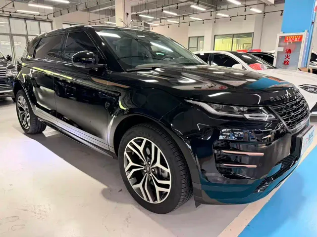 Land Rover Range Rover Evoque — Фото автомобиля 3