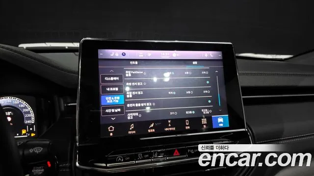 Jeep Compass — Фото автомобиля 15