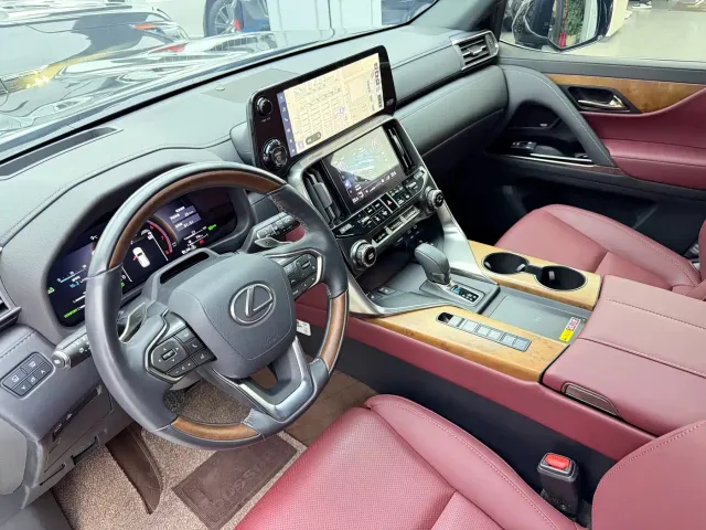 Lexus LX — Фото автомобиля 15