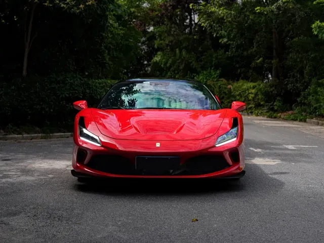 Ferrari F8 — Фото автомобиля 2