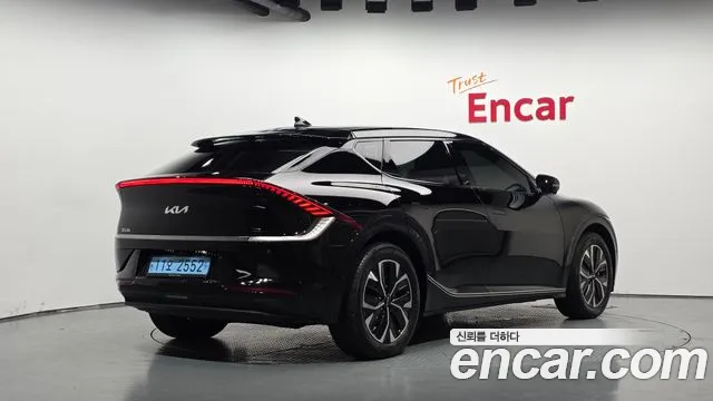 Фотография автомобиля — Kia EV6