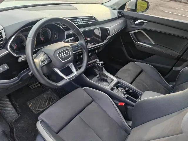 Audi Q3 — Фото автомобиля 2