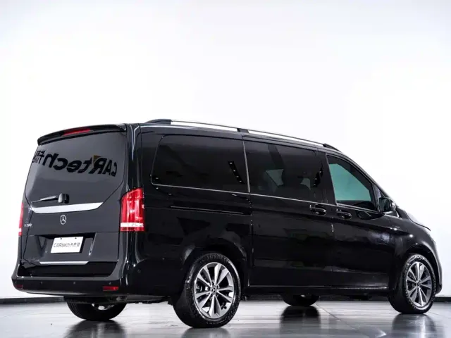 Mercedes-Benz V-Class — Фото автомобиля 6