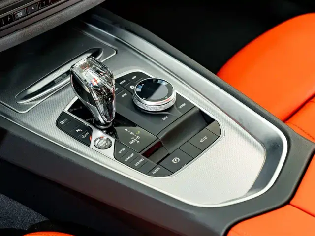 BMW Z4 — Фото автомобиля 12