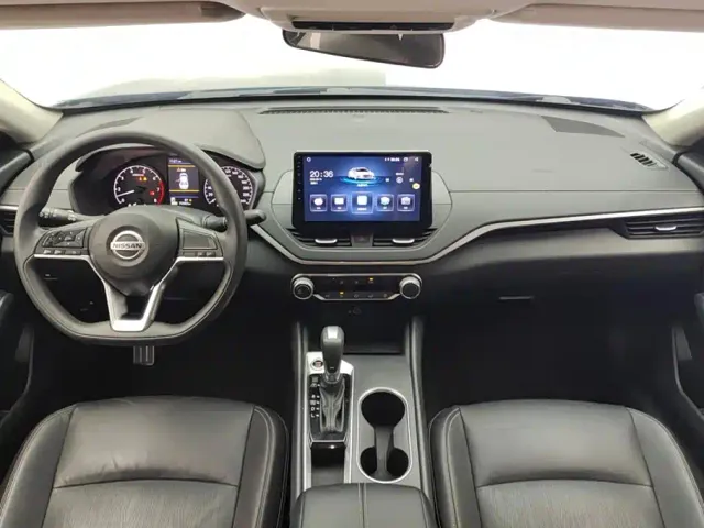 Nissan Teana — Фото автомобиля 12