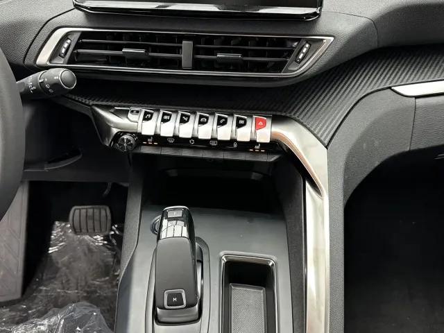 Peugeot 5008 — Фото автомобиля 15