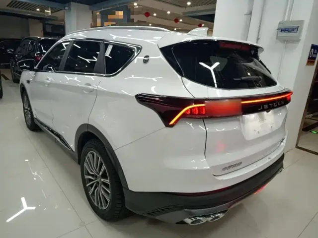 Jetour X70 Plus — Фото автомобиля 4