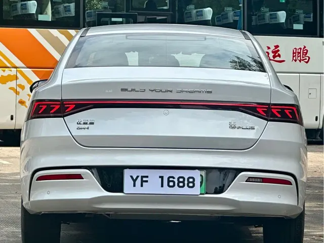 BYD Qin PLUS — Фото автомобиля 14