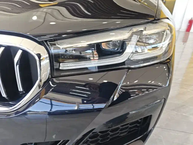 BMW 5 Series — Фото автомобиля 22