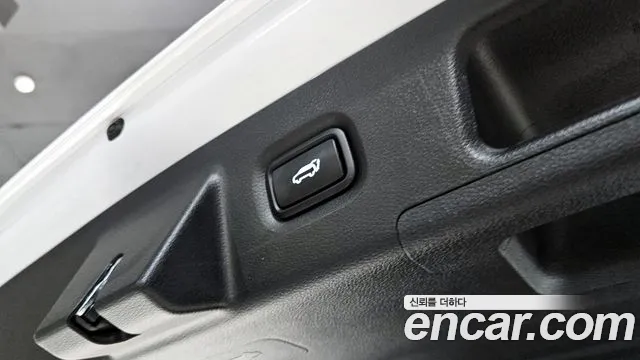 Hyundai Santafe — Фото автомобиля 20