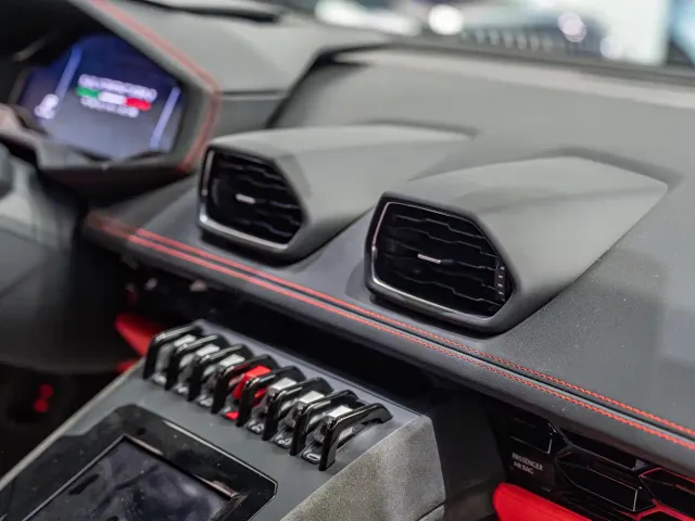 Lamborghini Huracan — Фото автомобиля 7