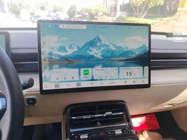 Wuling Starlight — Фото автомобиля 9