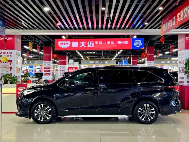 Toyota Granvia — Фото автомобиля 8