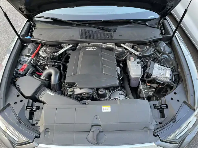 Audi A6L — Фото автомобиля 16