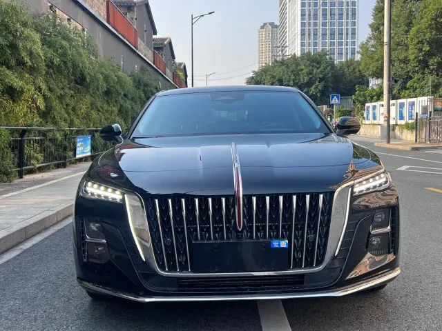 Hongqi H5 — Фото автомобиля 3