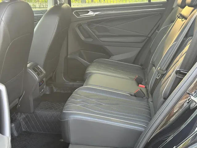 Volkswagen Tiguan L — Фото автомобиля 6