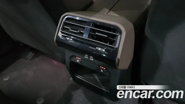 BMW 5 Series G60 — Фото автомобиля 30