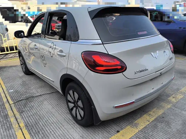 Wuling Bingo — Фото автомобиля 4