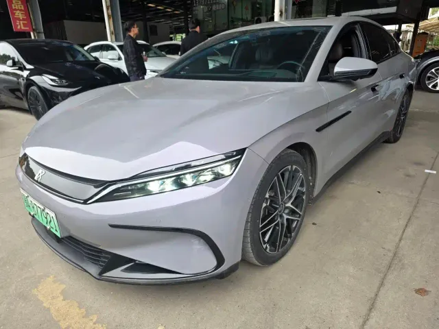 Фотография автомобиля — BYD Han