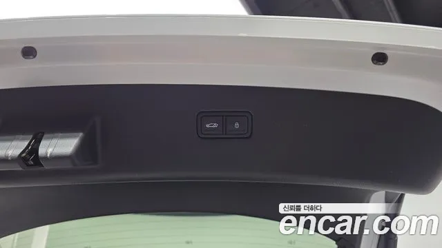 Genesis GV80 — Фото автомобиля 16