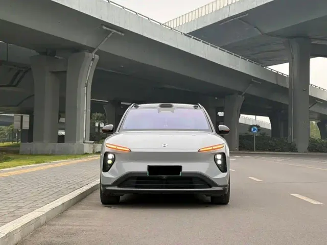 Nio ES6 — Фото автомобиля 3