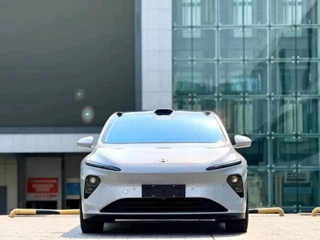Nio ET7 — Фото автомобиля 2