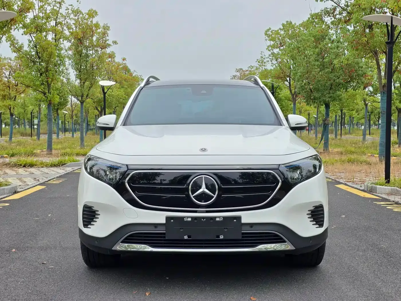 Mercedes-Benz Mercedes-Benz EQB 2023 EQB 260 — Фото автомобиля 2
