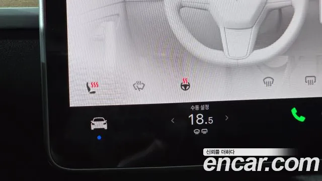 Tesla Model 3 — Фото автомобиля 27