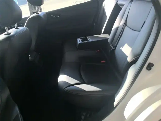 Nissan Tiida — Фото автомобиля 16