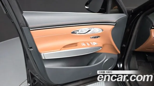 Genesis GV70 2.5T Бензин 2WD — Фото автомобиля 19
