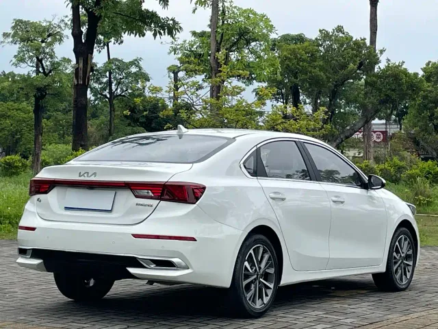 Kia K3 — Фото автомобиля 7