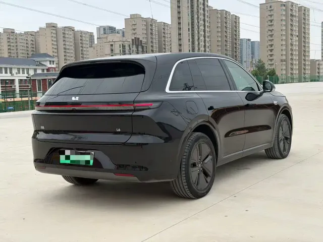 Li Auto L6 — Фото автомобиля 7