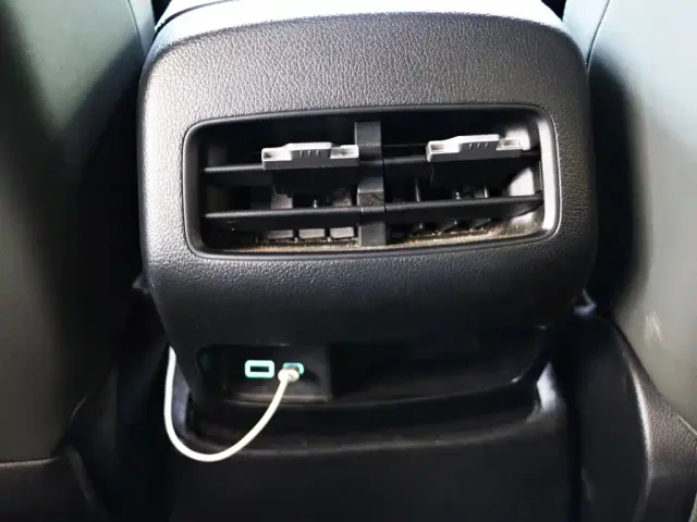 BYD Qin PLUS — Фото автомобиля 19
