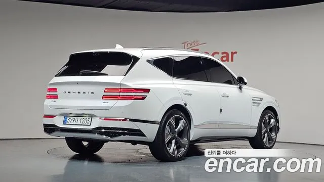 Genesis GV80 2.5T Бензин AWD — Фото автомобиля 2