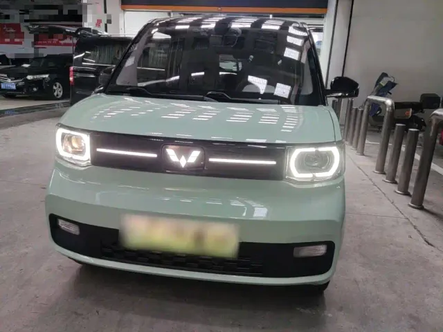 Wuling Hongguang Mini EV — Фото автомобиля 2