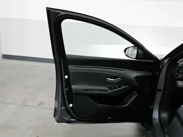 BYD Qin L — Фото автомобиля 8