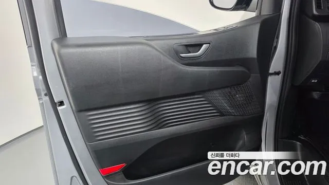 Hyundai Staria — Фото автомобиля 14
