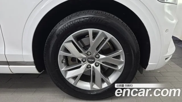 Genesis GV70 2.5T Бензин AWD — Фото автомобиля 19