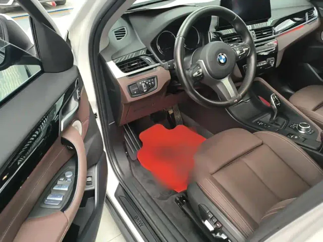 BMW X1 — Фото автомобиля 15