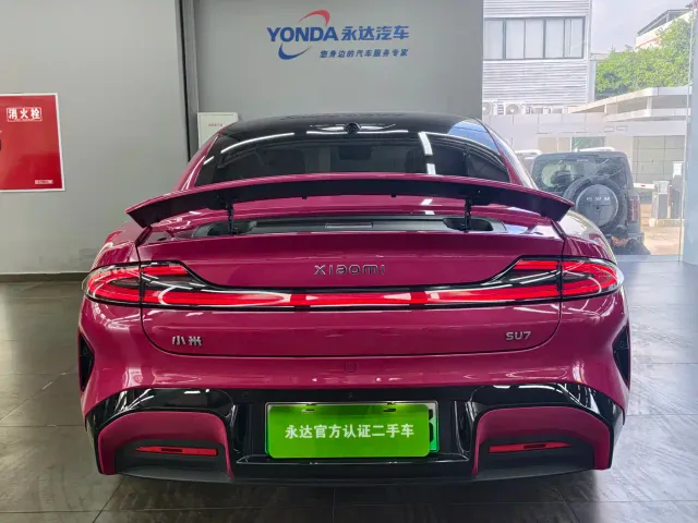 Xiaomi SU7 — Фото автомобиля 3
