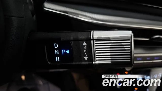 Hyundai Grandeur Grandeur (GN7) 3.5 Бензин 2WD — Фото автомобиля 9