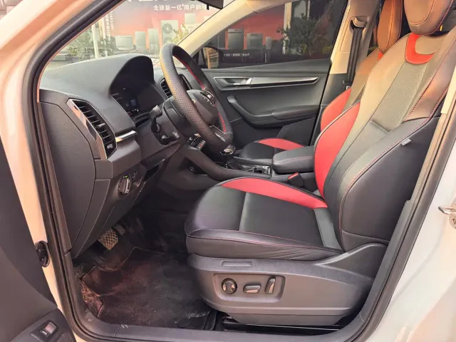 Skoda Karoq — Фото автомобиля 7