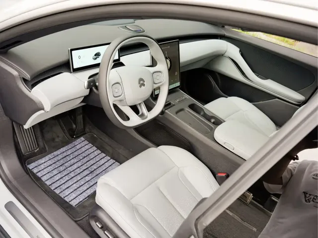 Nio ET5 Touring — Фото автомобиля 10