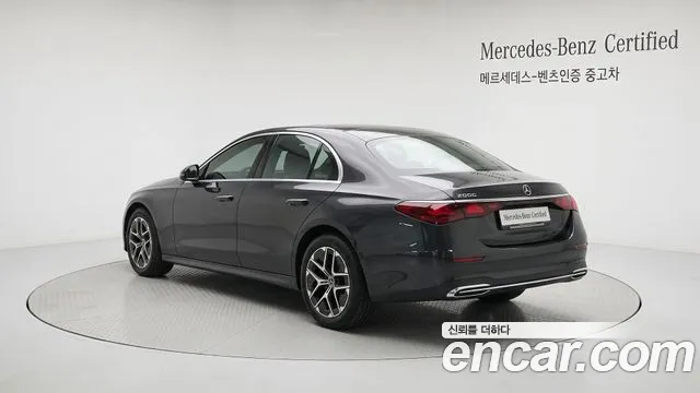 Mercedes-Benz E-Class W214 — Фото автомобиля 2