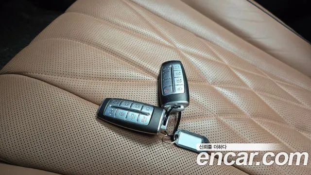 Genesis G80 RG3 — Фото автомобиля 15