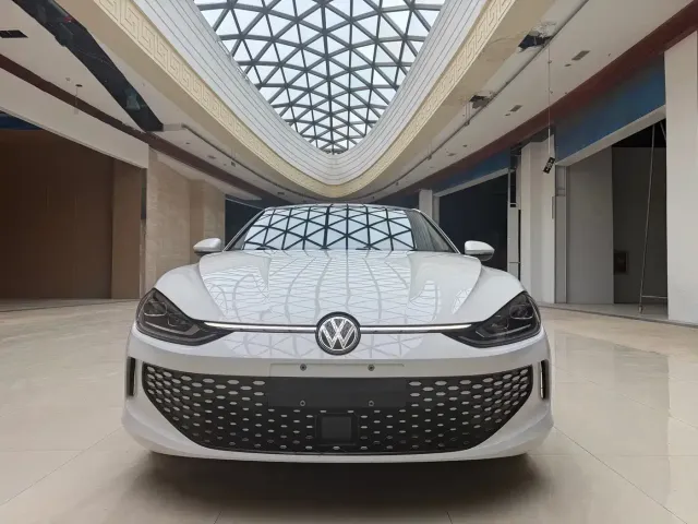 Volkswagen Lamando 2022 Lamando L 280TSI DSG Cool Edition — Фото автомобиля 2