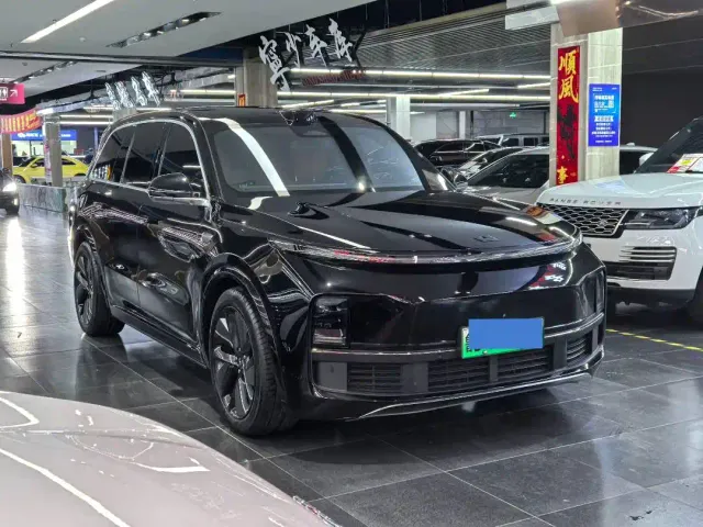 Li Auto L9 — Фото автомобиля 3